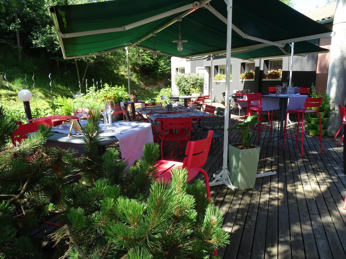 Logis Hotel Restaurant La Tour Dunieres Exterior foto
